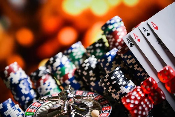 Live dealer roulette table with multilingual host